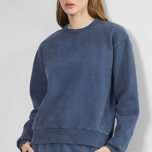 Aritzia Cozy Sweatfleece Perfect Crew Medium Blue Sweatshirt